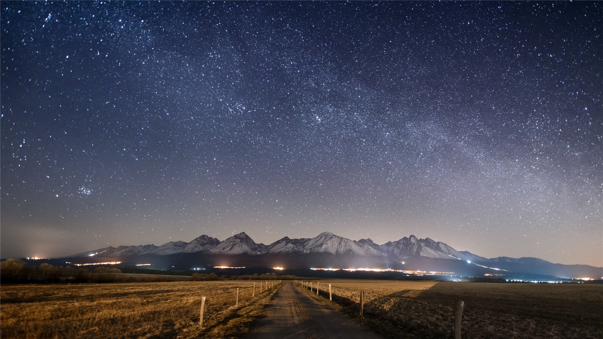 璀璨唯美星空壁纸_仰望夜空的孤独 第1页